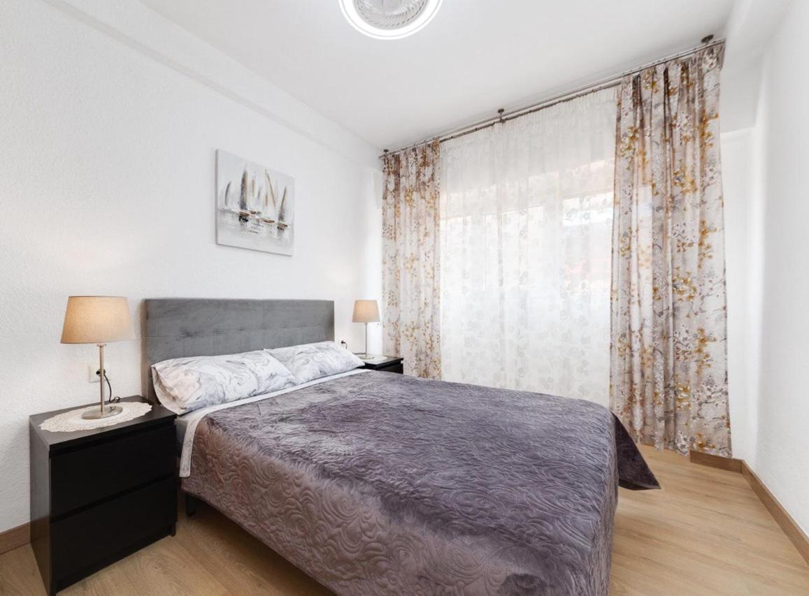 Comfortable Apartment With Wi-Fi Аликанте Экстерьер фото