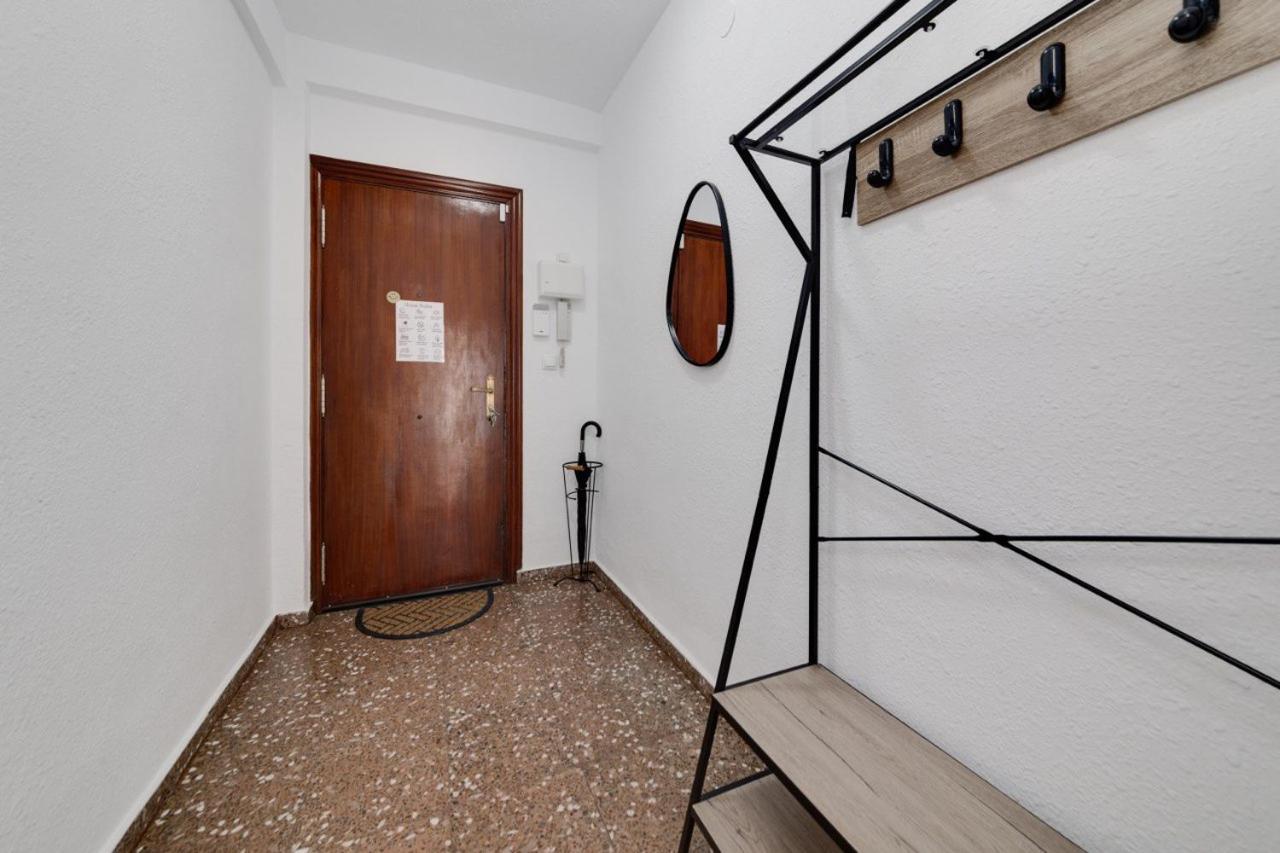 Comfortable Apartment With Wi-Fi Аликанте Экстерьер фото